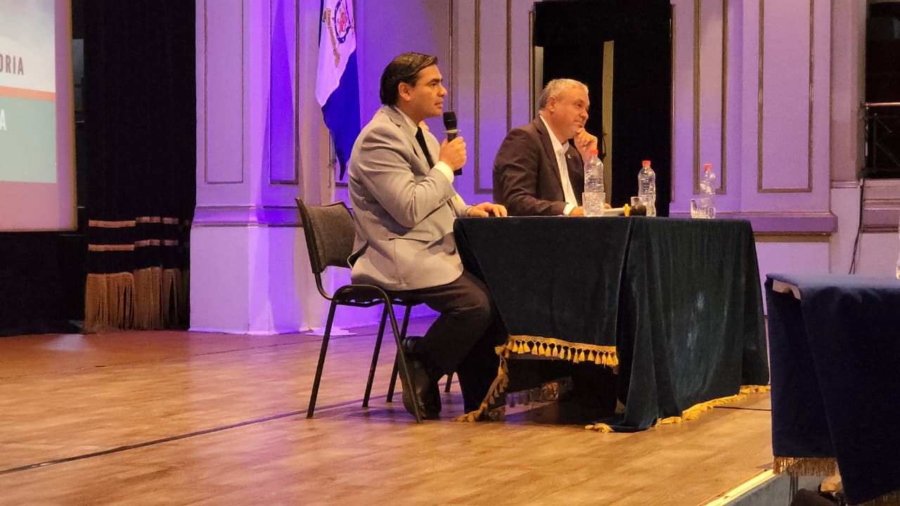 Debate ASOACAD - Candidato a rector Cristian Muñoz Canales